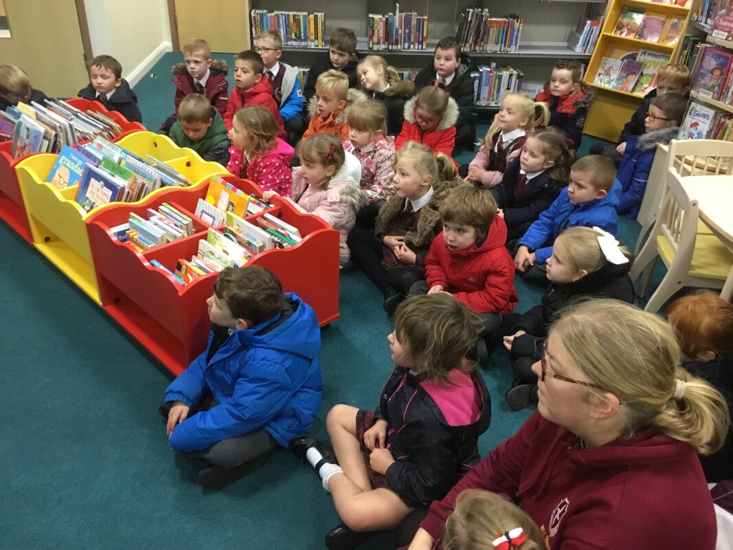 Image of Year 1 Library Visit 