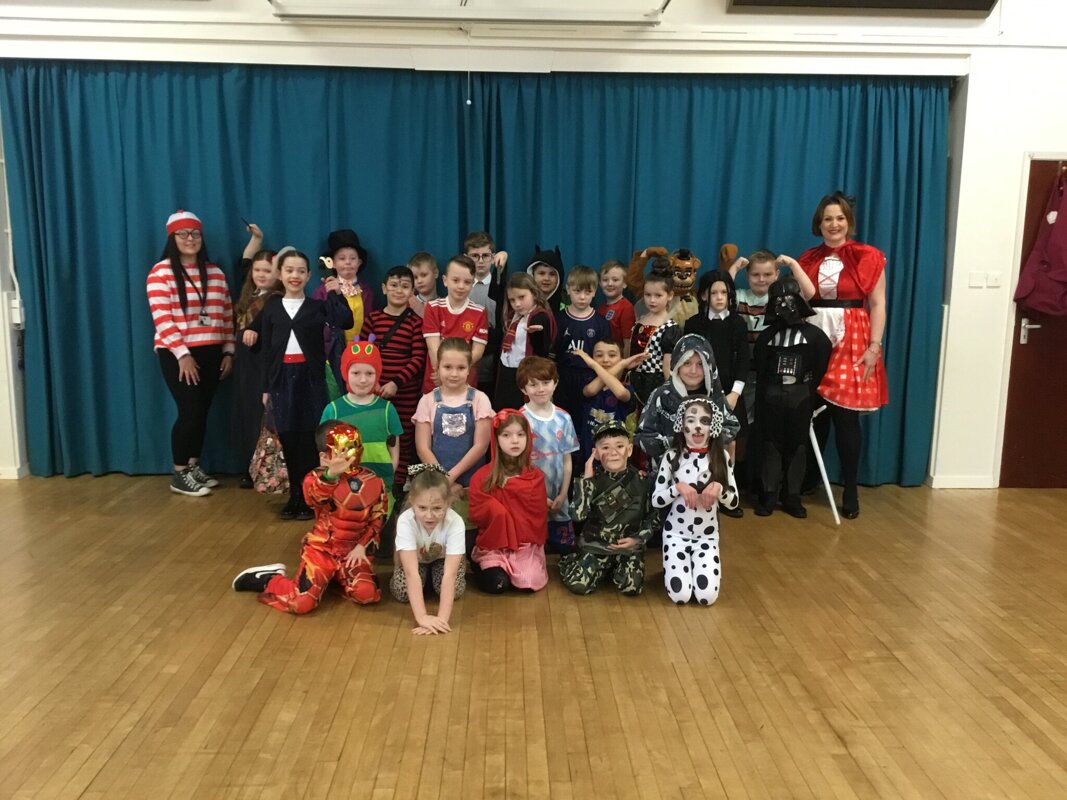 Image of Year 3 celebrate World Book Day