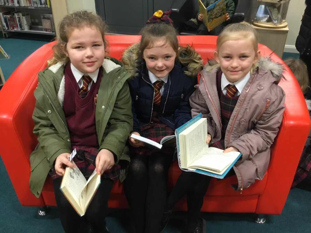 Image of Year 3 Library Visit