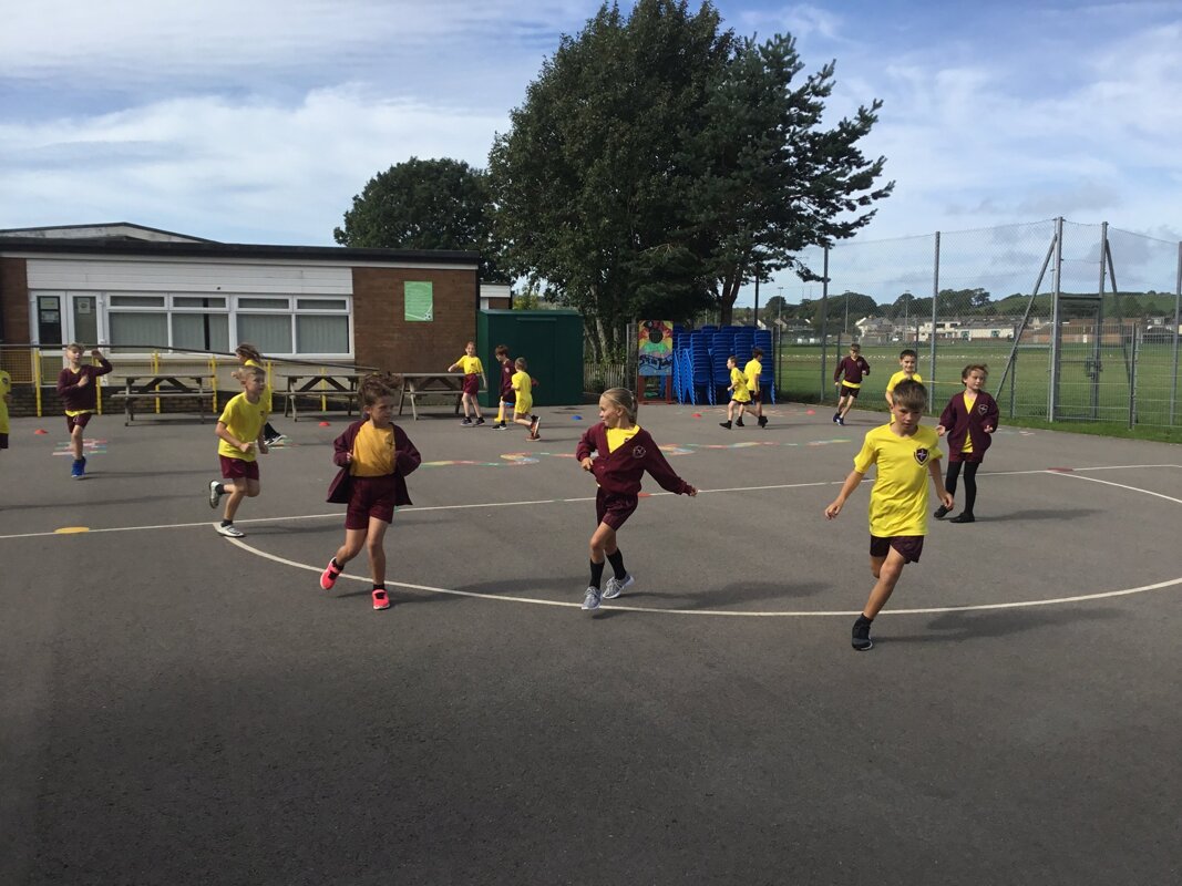 Image of Y5 Football with Stuart Green 