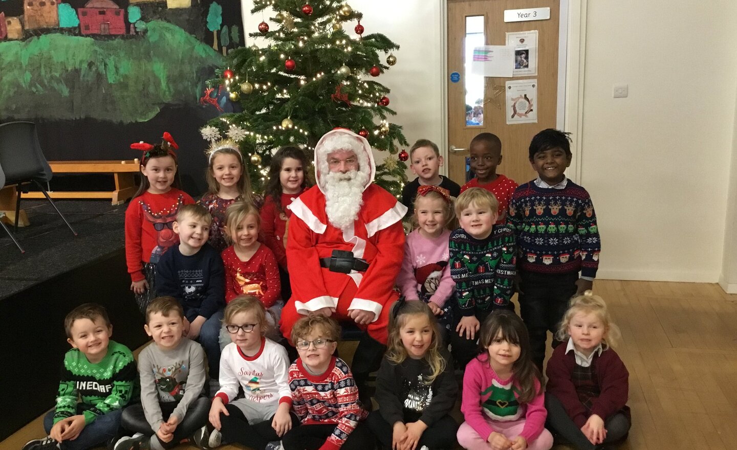 Image of Reception Christmas jumper and craft day 2021